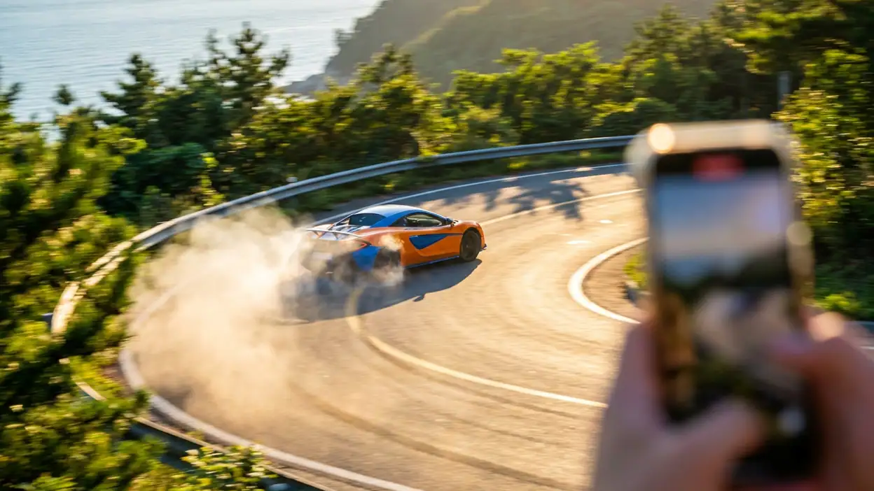 Asphalt 8 - Rennen Auto Spiel: Der ultimative Adrenalinkick header