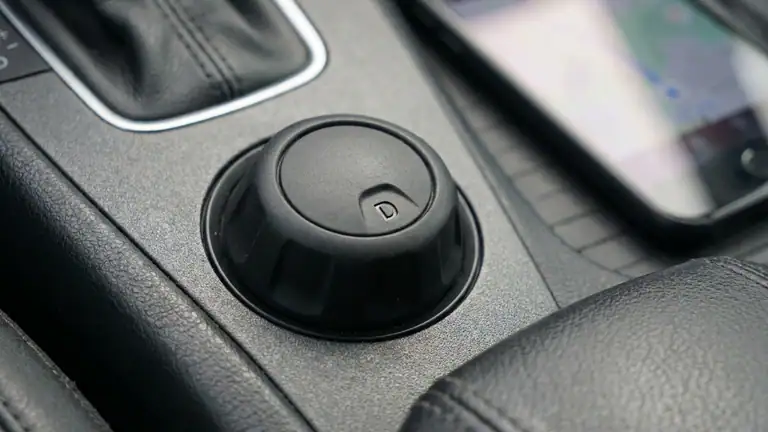Warum Dr. Driving von kleinen Fehlern und gemeinsamer Rivalität lebt header