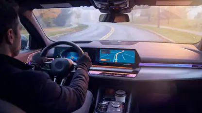 Android Auto convainc surtout quand il sait se faire oublier header