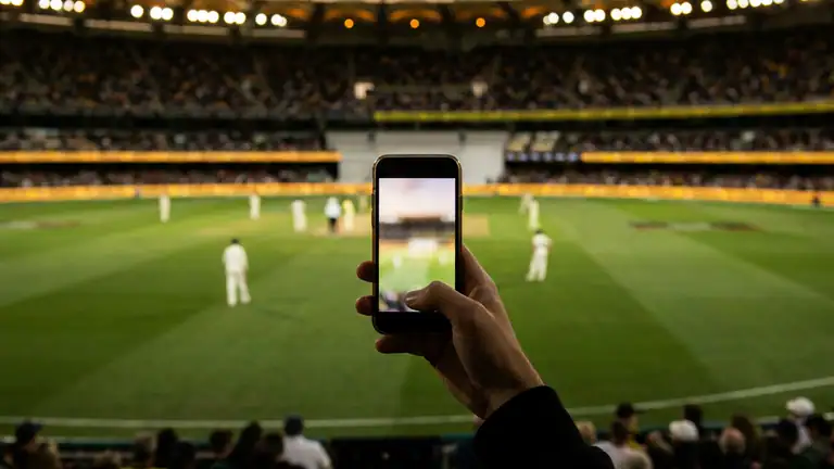 Cricbuzz pod presją: co dzieje się z wynikami po przerwie i utracie sieci header