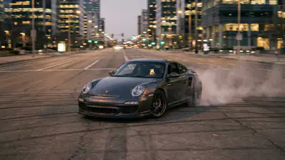 Extreme Car Driving Simulator na granicy: co dzieje się po awarii i utracie połączenia header