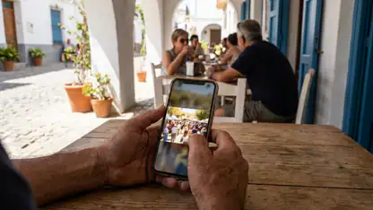 Facebook nadal zna rytm codziennego życia header